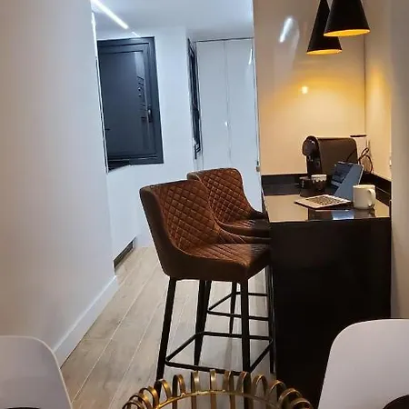 Cies Luxury Suitel Lily Rodsen - Your ヴィーゴ