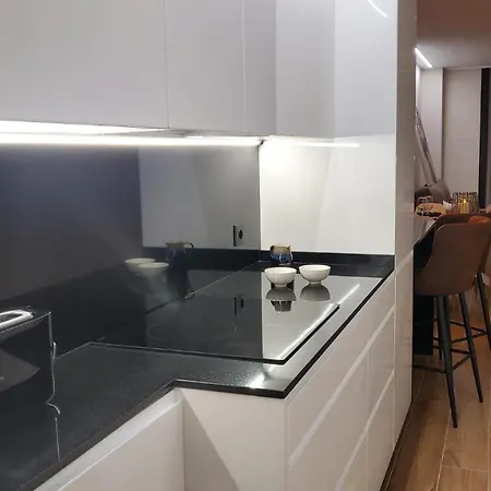 Cies Luxury Suitel Lily Rodsen - Your Hotel apartamentowy Vigo